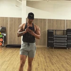 Meet your Posher, Pryce